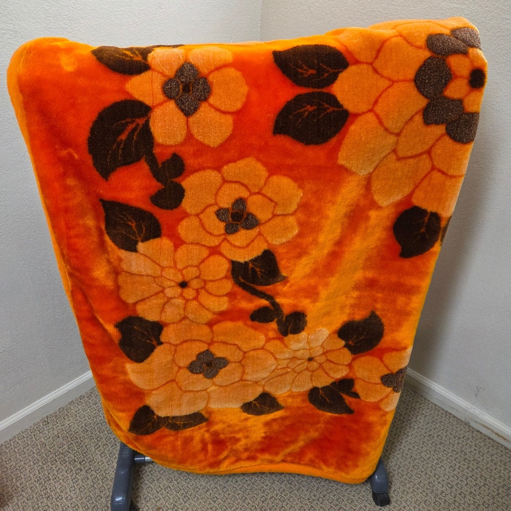Vintage Orange Floral San Marcos Style Faux Fur Plush Blanket 84x65 Retro 70s